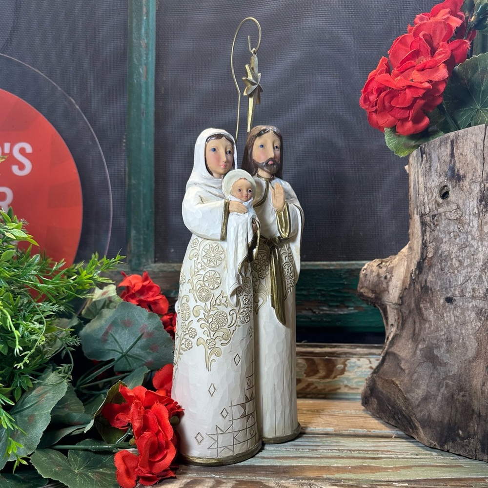 Elegant Gold and White Nativity Jim Shore Golden Garland Holy Family New